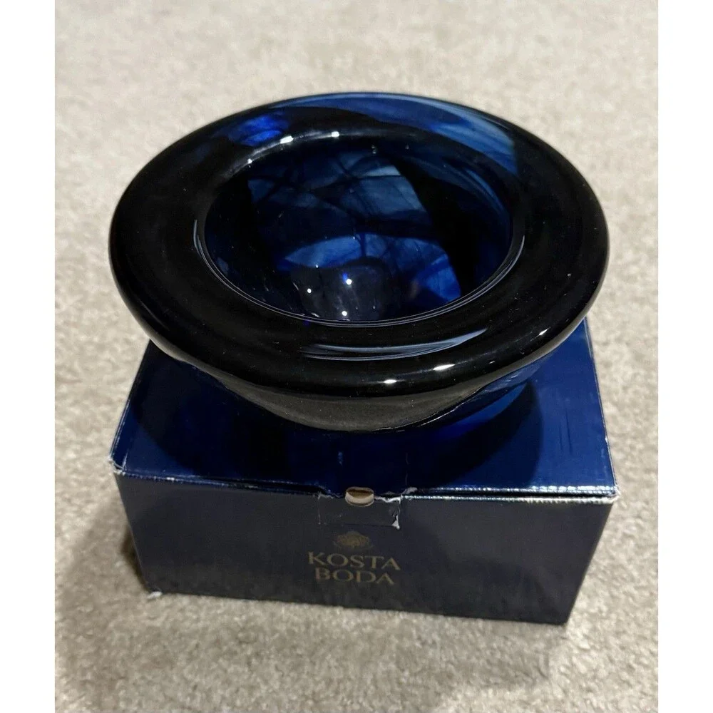 Kosta Boda Atoll Blue Swirl Glass Bowl Anna Ehrner Sweden Hand Blown Decorative
